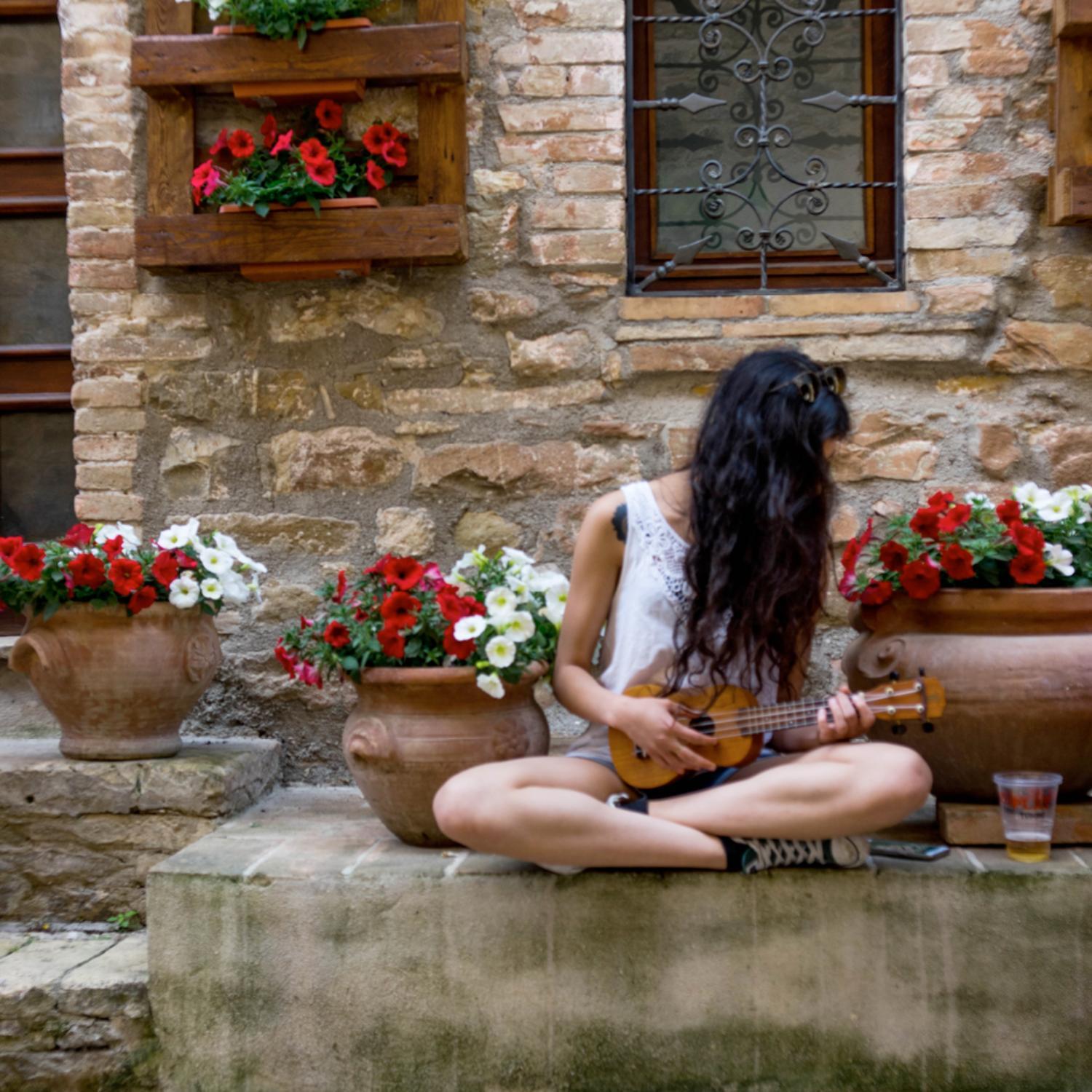 Ostello Bello Assisi ベヴァーニャ エクステリア 写真