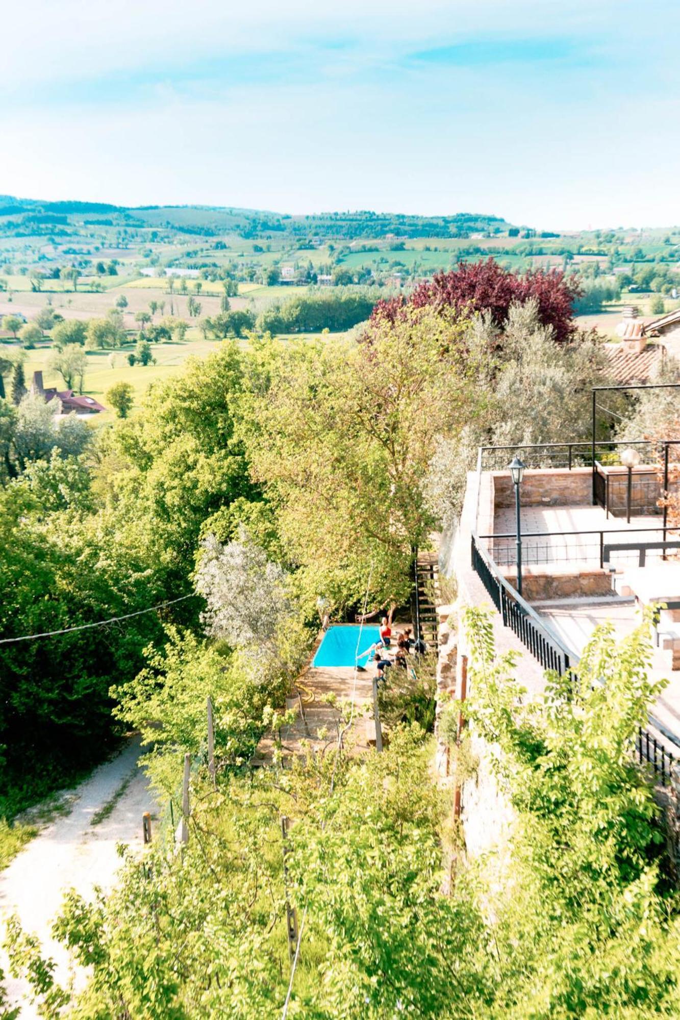 Ostello Bello Assisi ベヴァーニャ エクステリア 写真