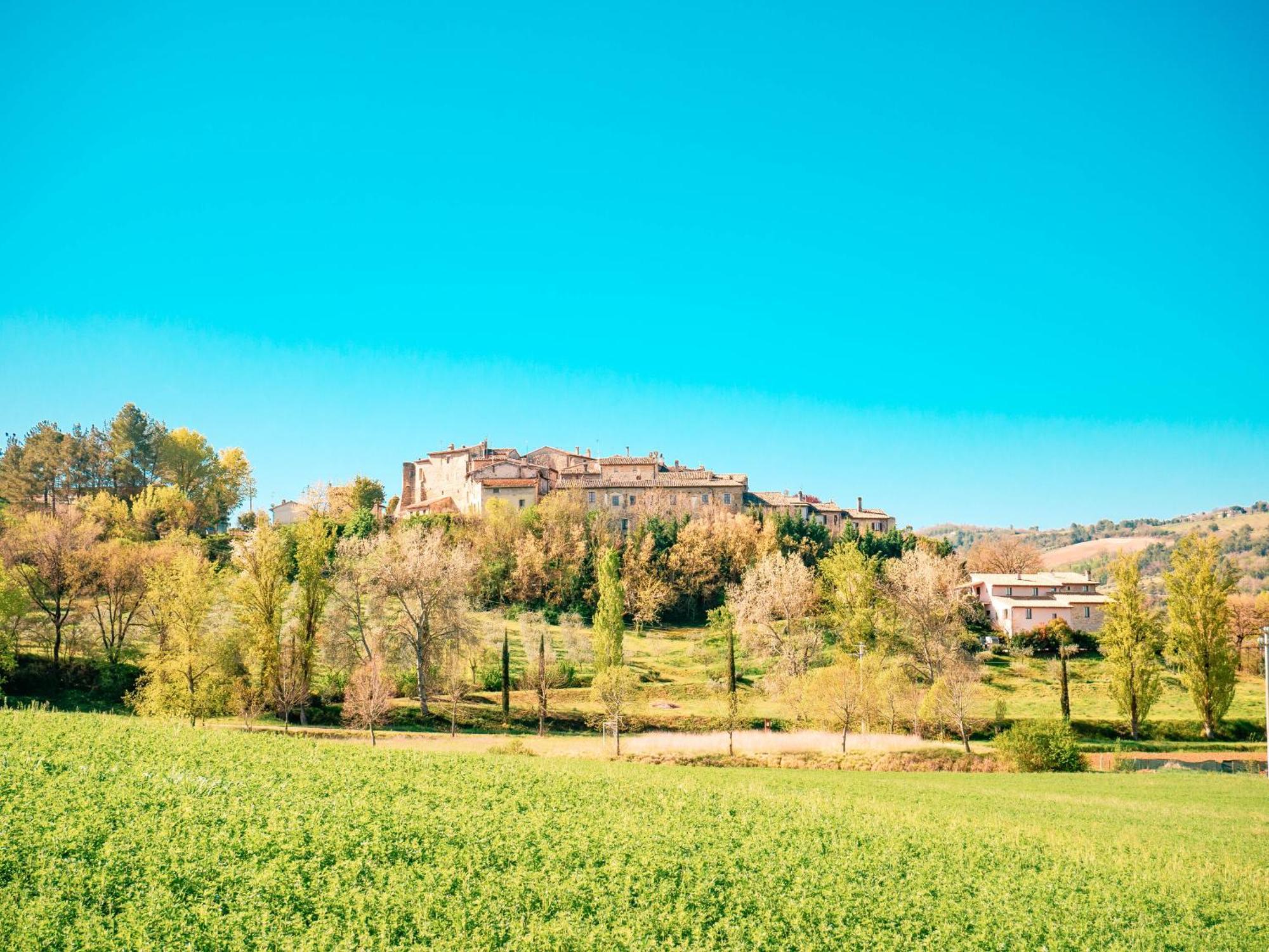 Ostello Bello Assisi ベヴァーニャ エクステリア 写真