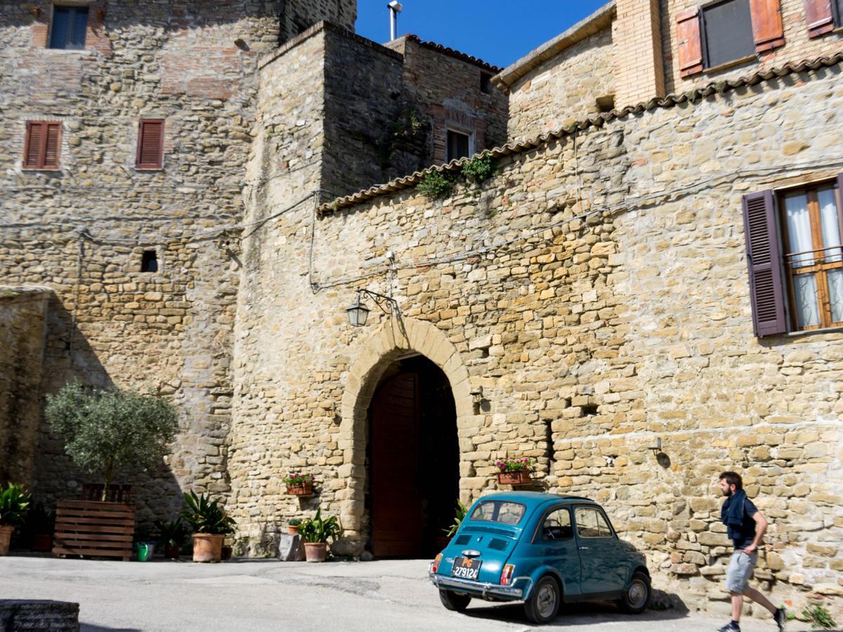 Ostello Bello Assisi ベヴァーニャ エクステリア 写真